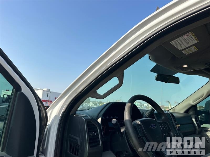 Ford F-550 Pilsētas atkritumvedēji