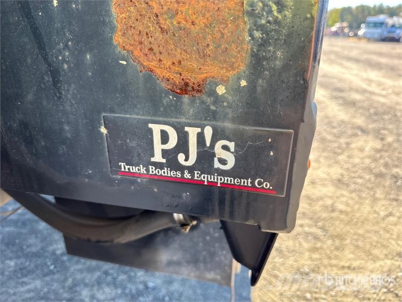 Ford F-550 Ciężarówki typu Platforma / Skrzynia