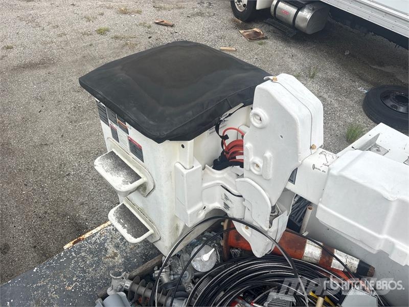 Ford F-550 Truck mounted aerial platforms