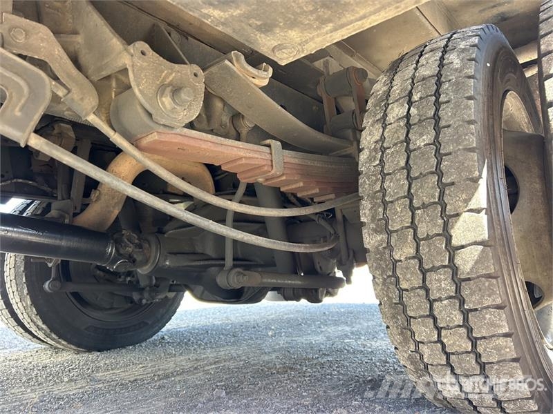 Ford F-550 Plataformas aéreas montadas em caminhão