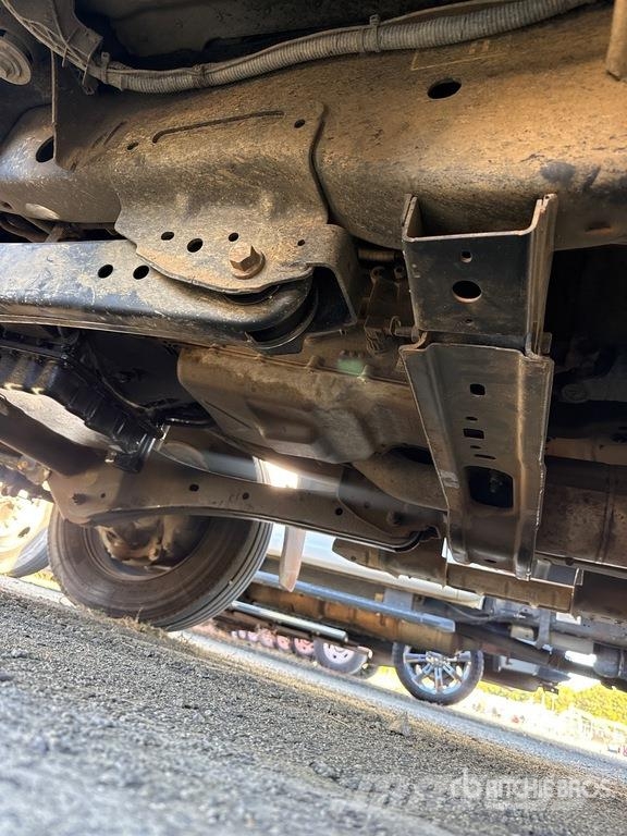 Ford F-550 Ciężarówki typu Platforma / Skrzynia