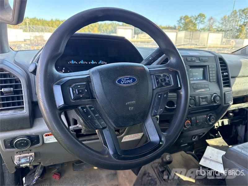 Ford F-550 Pilsētas atkritumvedēji