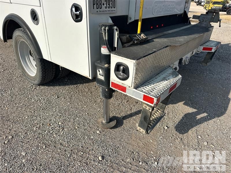 Ford F-550 Pilsētas atkritumvedēji