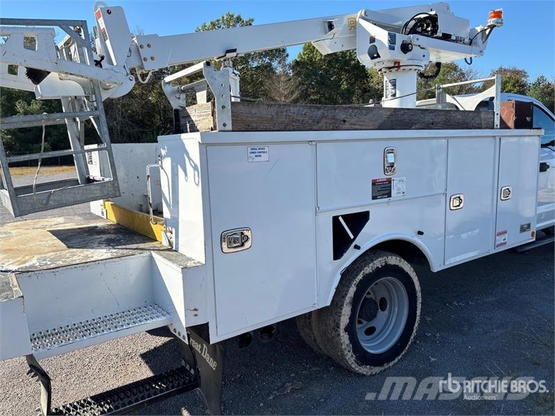 Ford F-550 LKW-Arbeitsbühnen