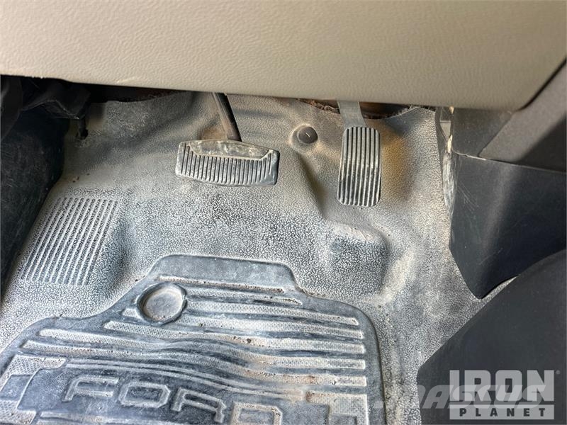 Ford F-550 Pilsētas atkritumvedēji