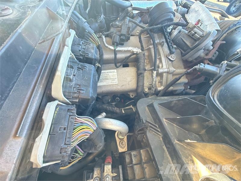 Ford F-550 Ciężarówki typu Platforma / Skrzynia