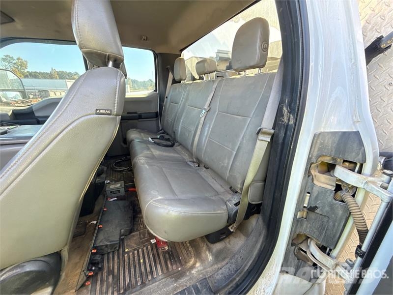 Ford F-550 Pilsētas atkritumvedēji
