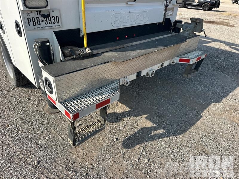 Ford F-550 Pilsētas atkritumvedēji