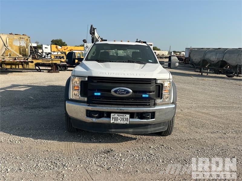 Ford F-550 Pilsētas atkritumvedēji