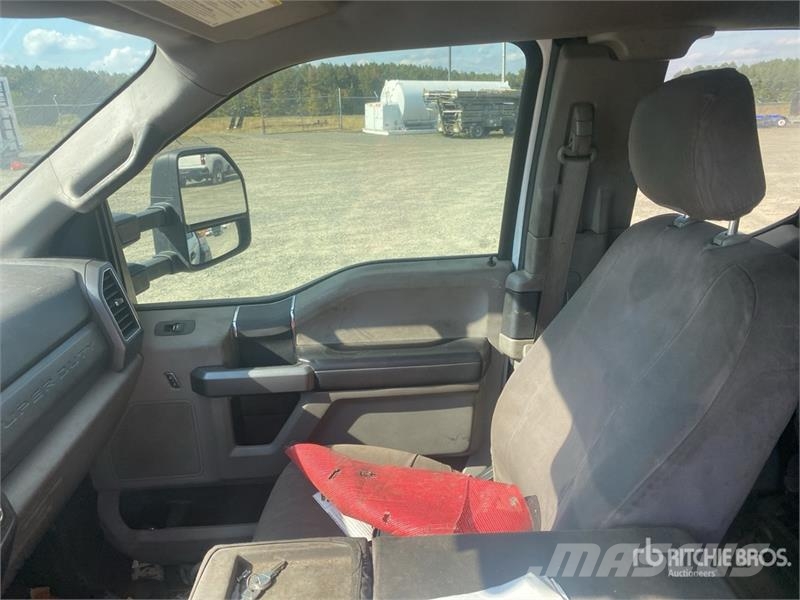 Ford F-550 Bergungsfahrzeuge