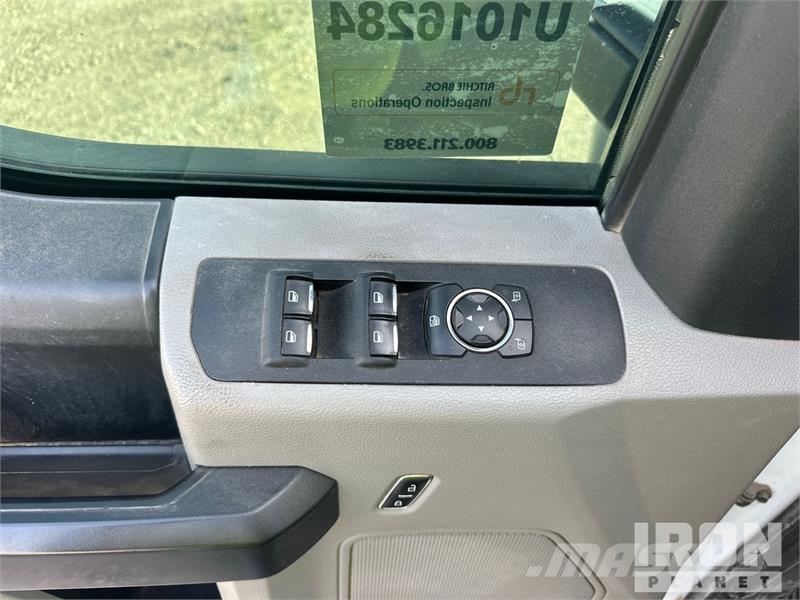 Ford F-550 Pilsētas atkritumvedēji