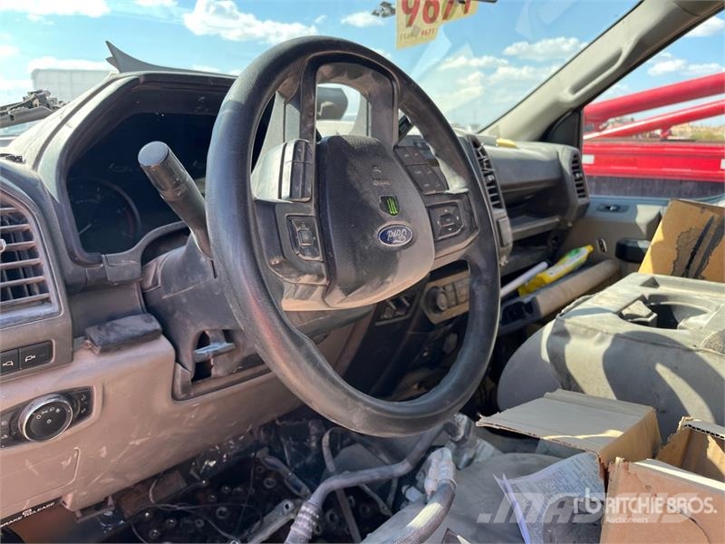 Ford F-550 Madelautod