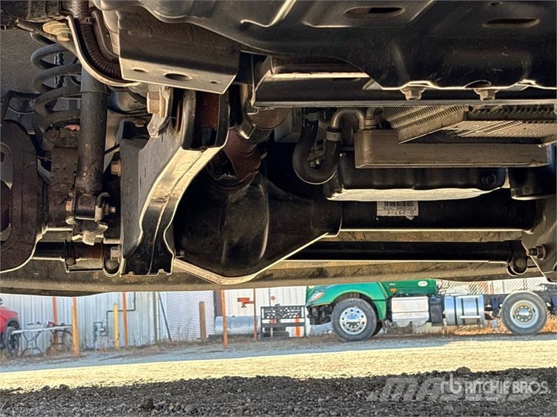 Ford F-550 Truck mounted platforms