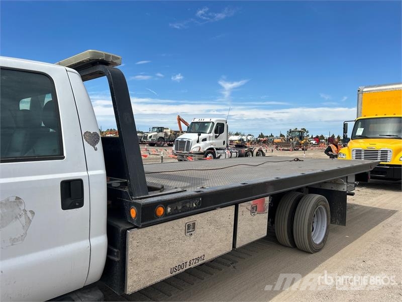 Ford F-550 Recovery vehicles