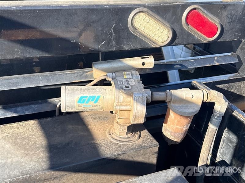 Ford F-550 Ciężarówki typu Platforma / Skrzynia