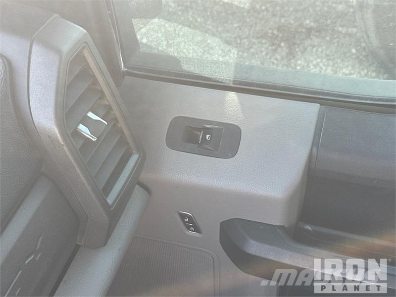 Ford F-550 Pilsētas atkritumvedēji