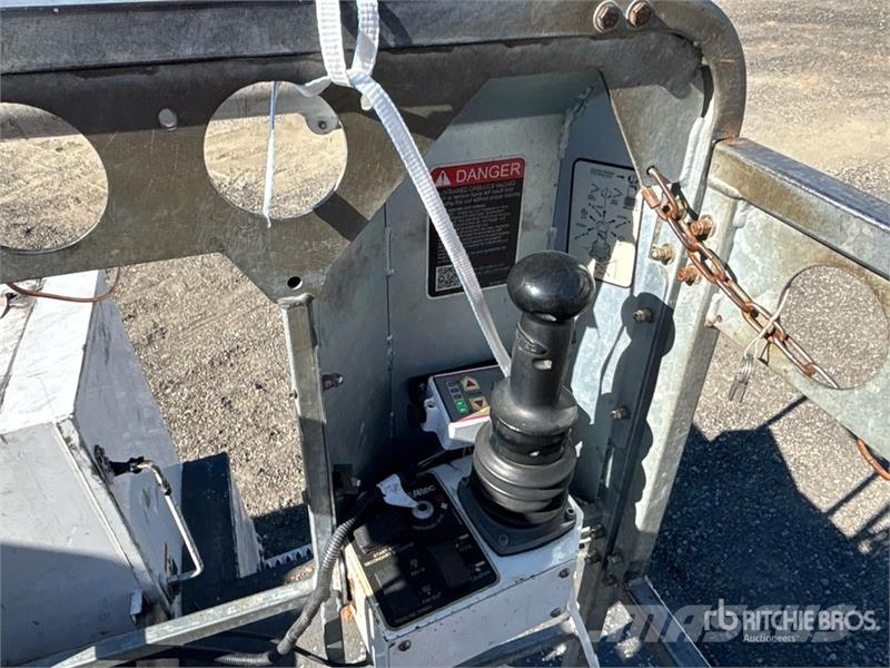 Ford F-550 Truck mounted platforms