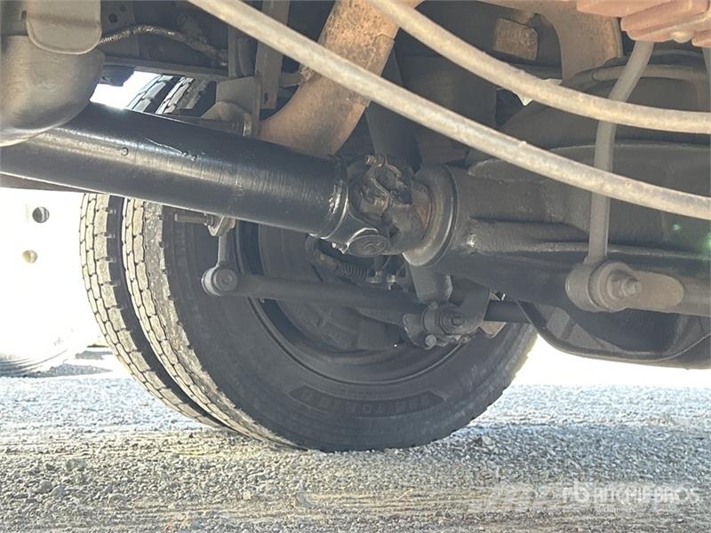 Ford F-550 Plataformas aéreas montadas em caminhão