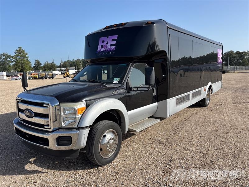 Ford F-550 4x2 26-Seat Bus Mini avtobusi