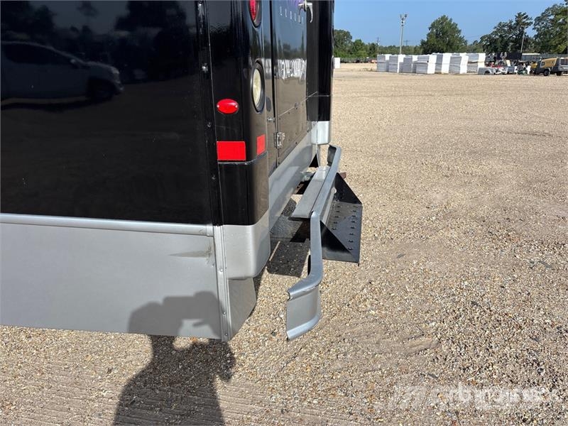 Ford F-550 4x2 26-Seat Bus Mini avtobusi
