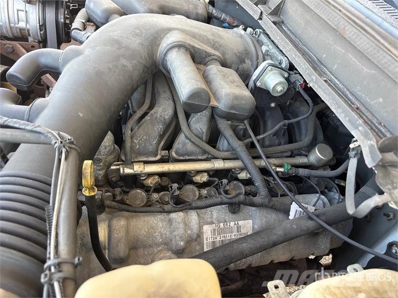 Ford F-550 4x2 26-Seat Bus Mini avtobusi