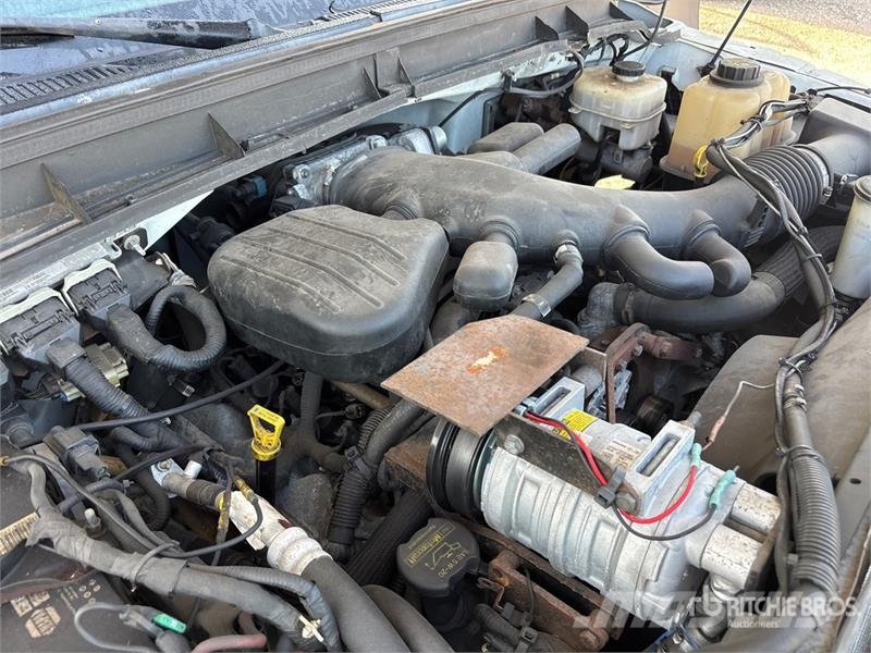 Ford F-550 4x2 26-Seat Bus Mini avtobusi