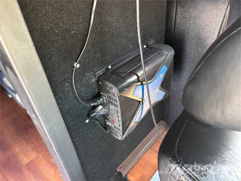 Ford F-550 4x2 26-Seat Bus Mini avtobusi