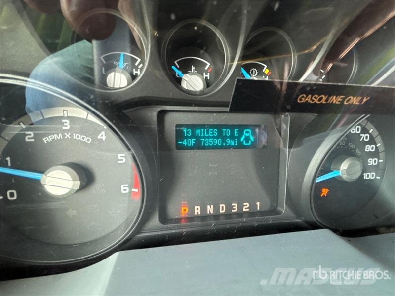 Ford F-550 4x2 26-Seat Bus Mini avtobusi