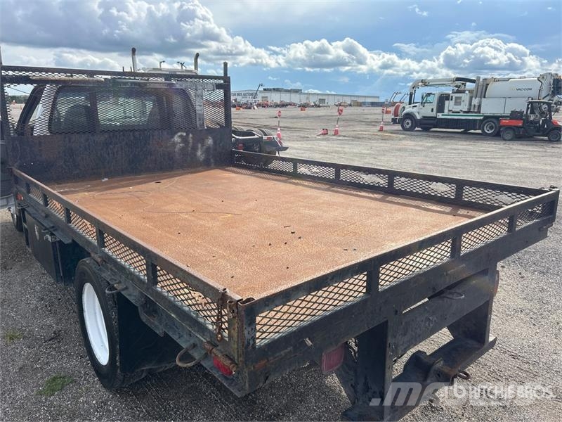 Ford F-550 4x2 Flatbed Truck Flatbed / Dropside trucks