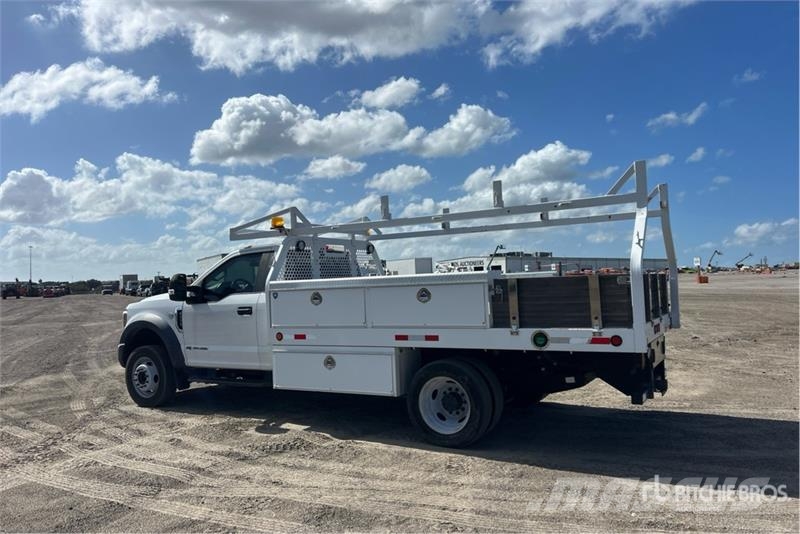 Ford F-550 4x2 Flatbed Truck Flatbed kamyonlar