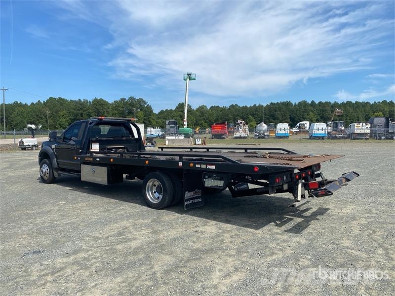 Ford F-550 4x2 Rollback Truck Recovery vehicles