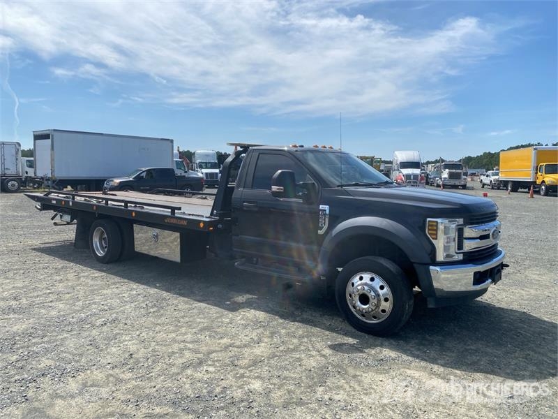 Ford F-550 4x2 Rollback Truck Recovery vehicles