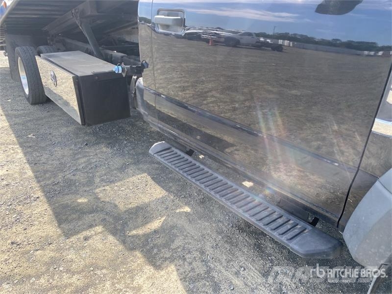 Ford F-550 4x2 Rollback Truck Recovery vehicles