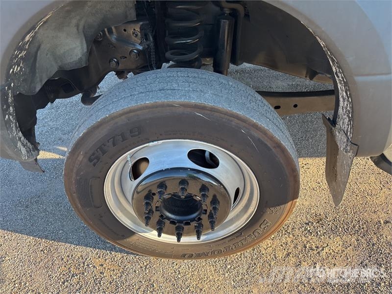 Ford F-550 4x2 Service Truck Komunalna vozila