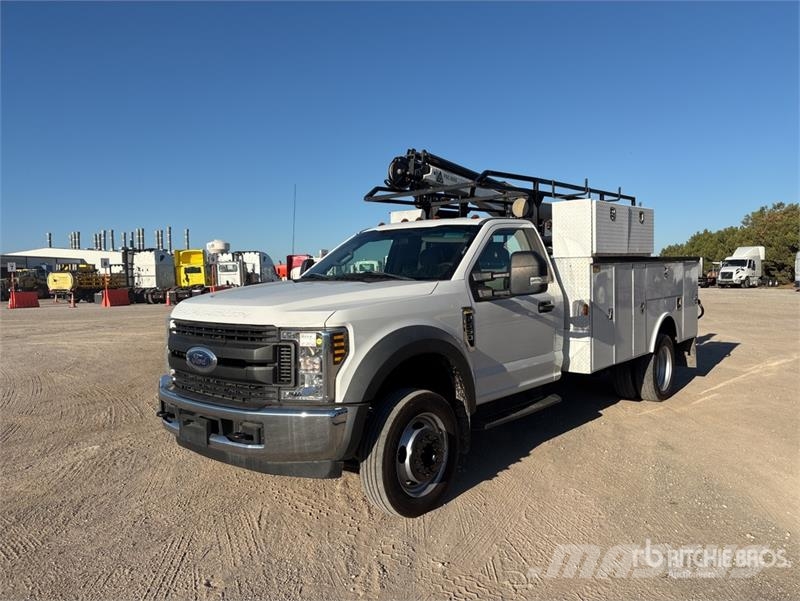 Ford F-550 4x2 Service Truck Komunalna vozila