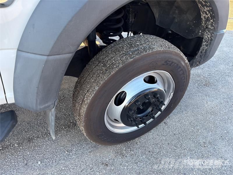Ford F-550 4x2 Service Truck Komunalna vozila