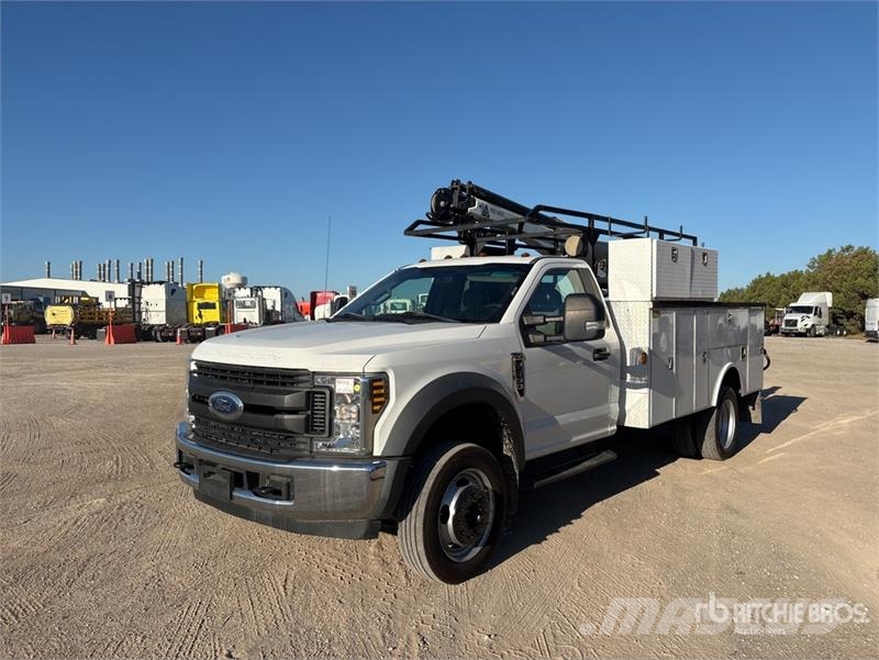 Ford F-550 4x2 Service Truck Komunalna vozila