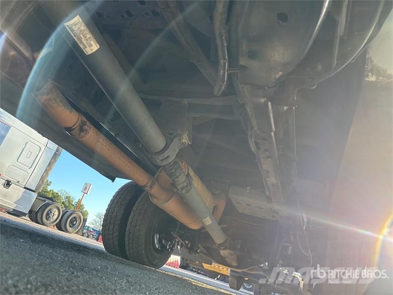 Ford F-550 4x2 Service Truck Komunalna vozila
