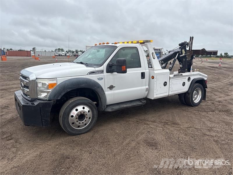 Ford F-550 4x2 Tow Truck Vlečna vozila za tovornjake