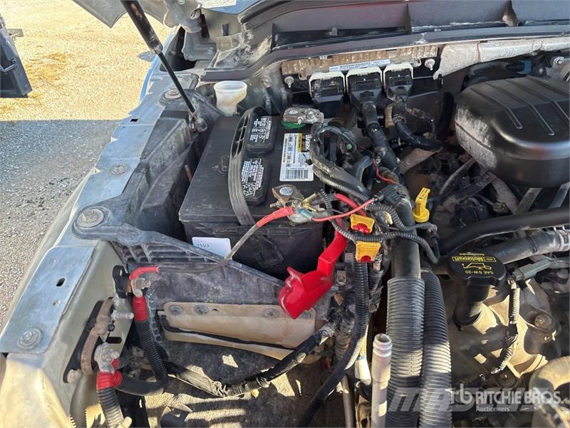Ford F-550 4x4 Cab and Chassis (Inoperable) Cabines