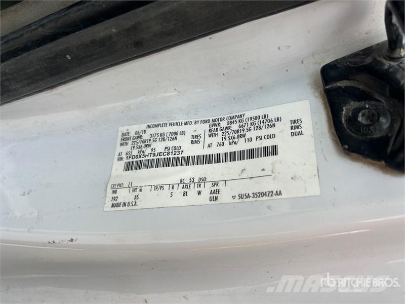 Ford F-550 4x4 Extended Cab Service Truck Vehículos municipales multiusos
