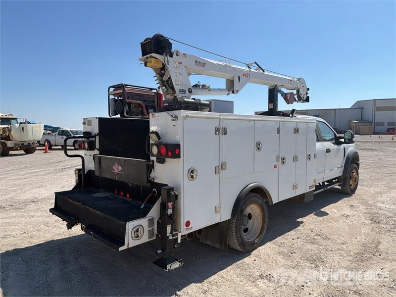 Ford F-550 4x4 Extended Cab Service Truck 시립/다목적 차량
