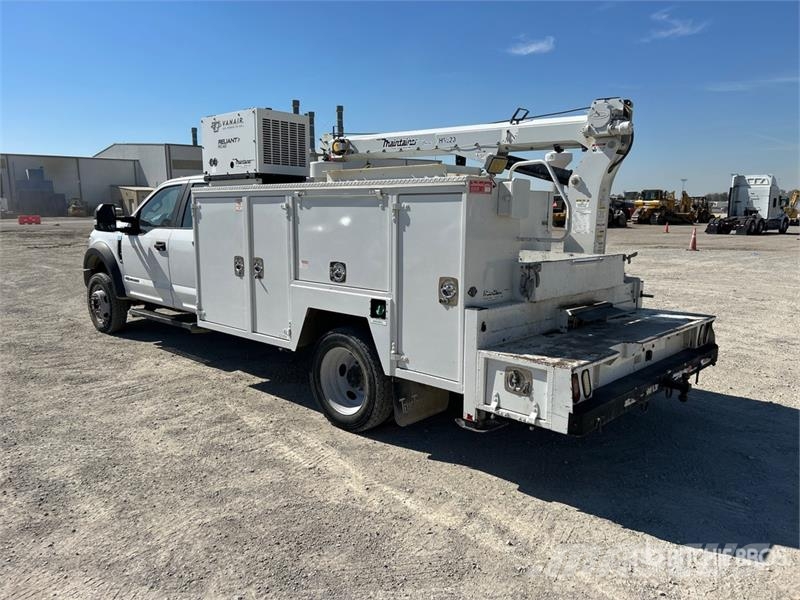 Ford F-550 4x4 Extended Cab Service Truck Vehículos municipales multiusos