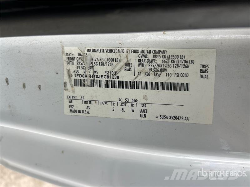Ford F-550 4x4 Extended Cab Service Truck 시립/다목적 차량