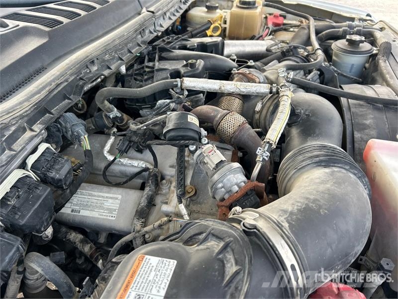 Ford F-550 4x4 Extended Cab Service Truck 시립/다목적 차량