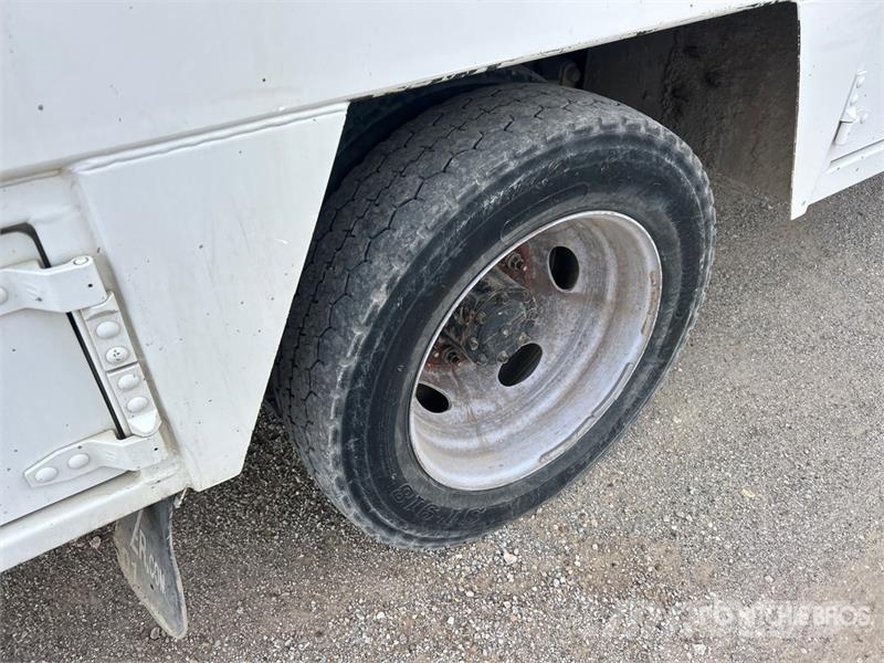 Ford F-550 4x4 Extended Cab Service Truck Vehículos municipales multiusos