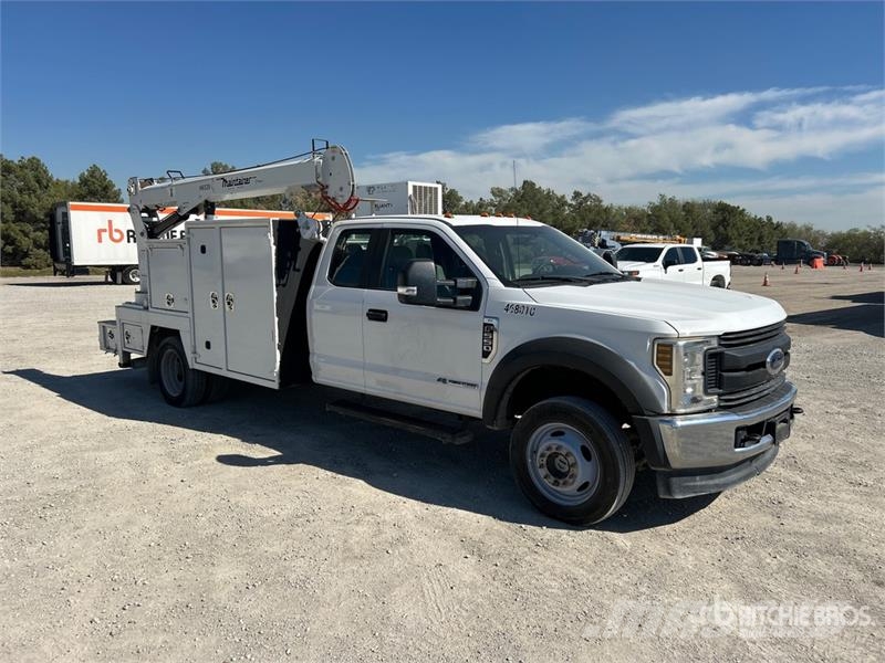 Ford F-550 4x4 Extended Cab Service Truck Vehículos municipales multiusos