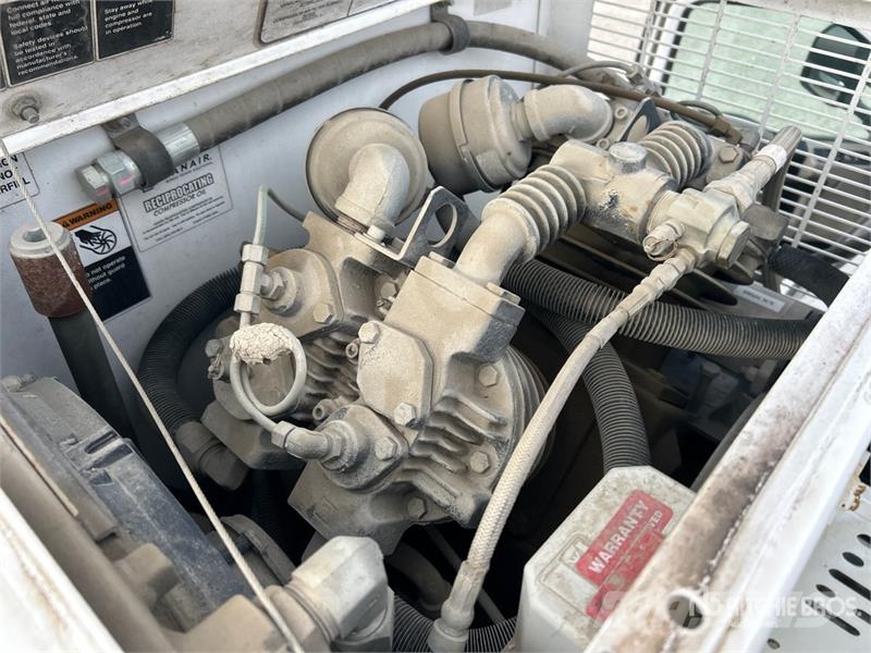 Ford F-550 4x4 Extended Cab Service Truck 시립/다목적 차량