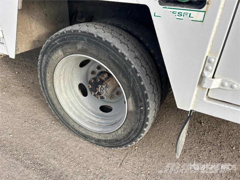 Ford F-550 4x4 Extended Cab Service Truck 시립/다목적 차량