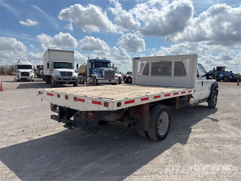 Ford F-550 4x4 Flatbed Truck Flatbed / Dropside trucks